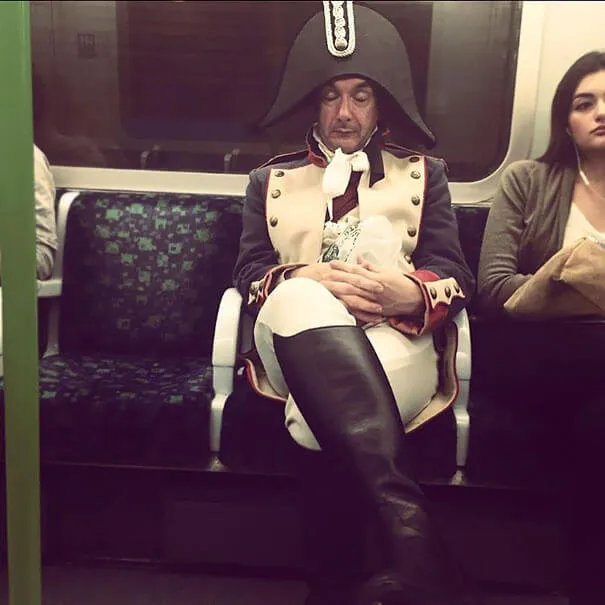 costumes-on-the-subway