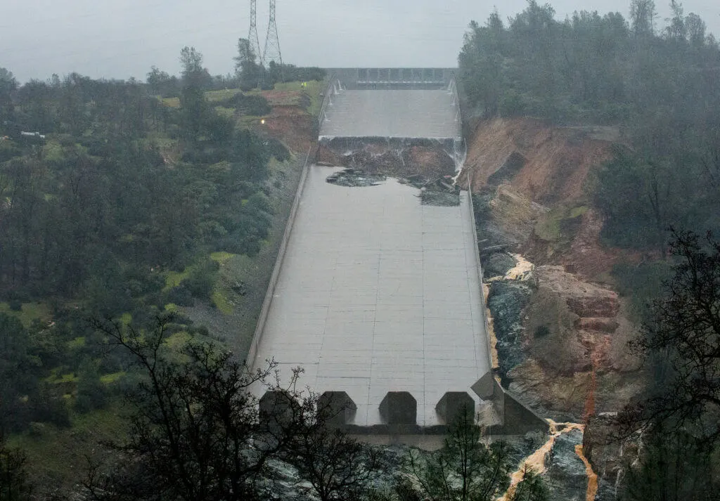 erosion damage at the oroville dam