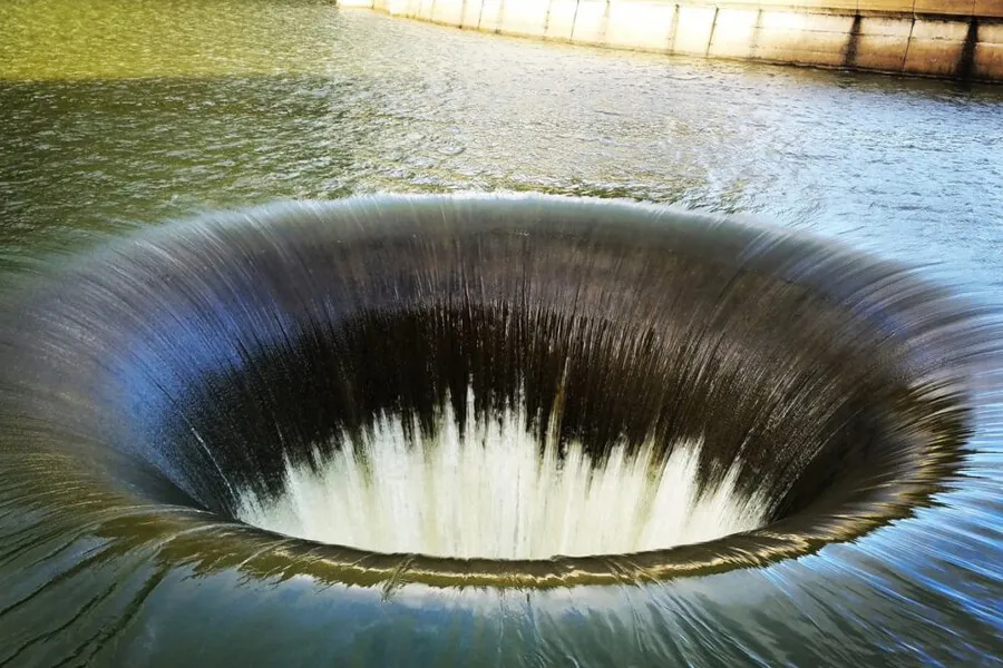 hole in lake berryessa