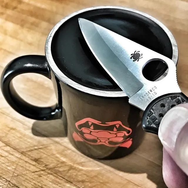 sharpen knives with ceramic bowl or mug