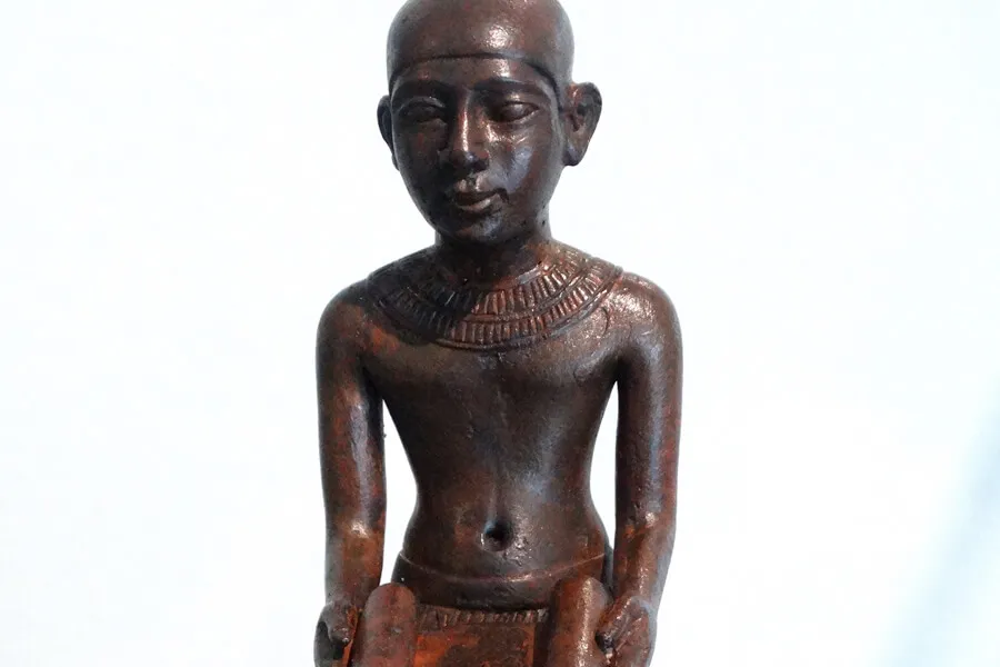 statue-of-imhotep-sculpture 