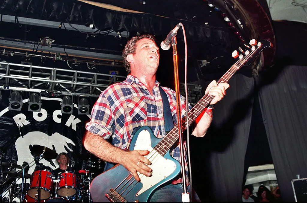 Mike Watt -111188044