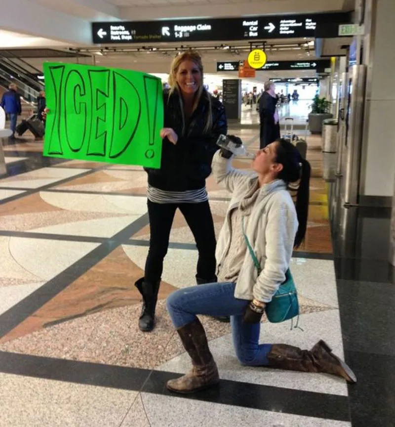 iced-airport-signs.jpg-91253