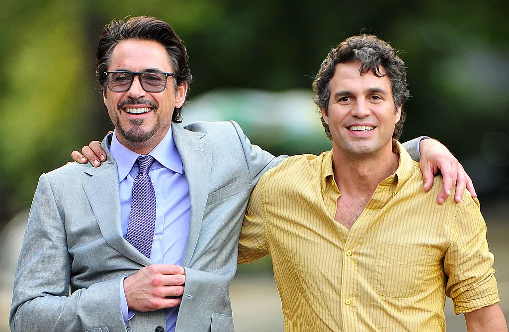 GettyImages-123423919 Robert Downey Jr. and Mark Ruffalo filming on location for 