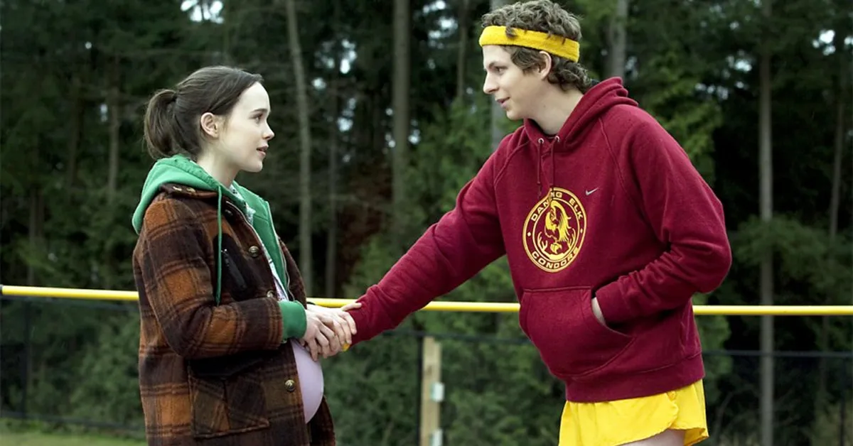 michael cera touching ellen page's stomach in juno