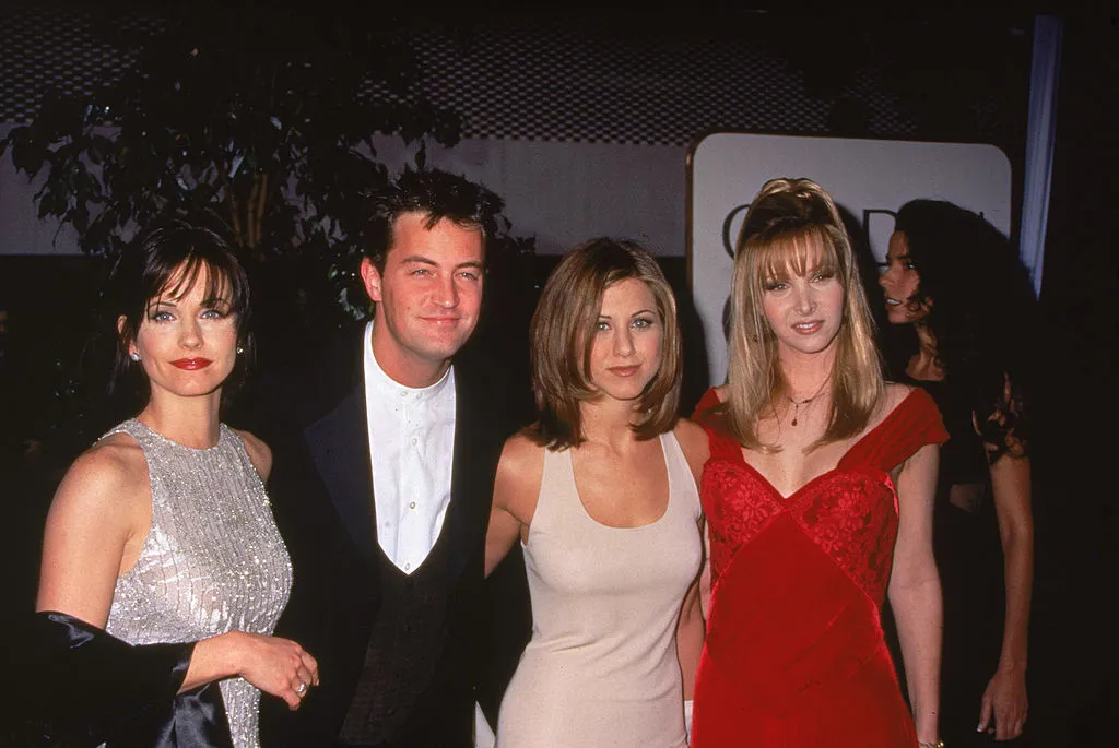 American actors Courteney Cox, Matthew Perry, Jennifer Aniston, and Lisa Kudrow