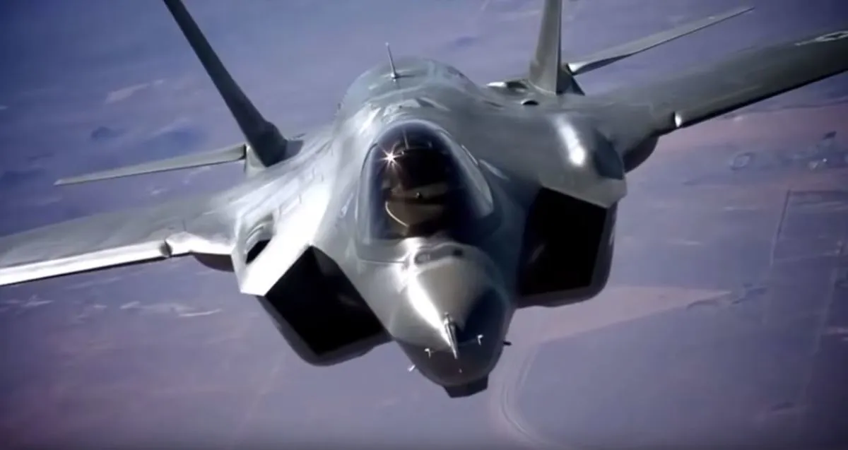 The F-35 Lightning II flying through the sky on a test ride