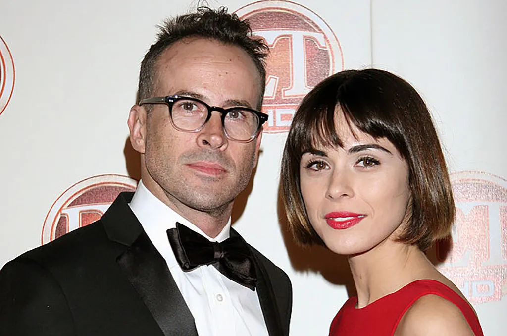 Jason lee and wife attend Entertainment Tonight 