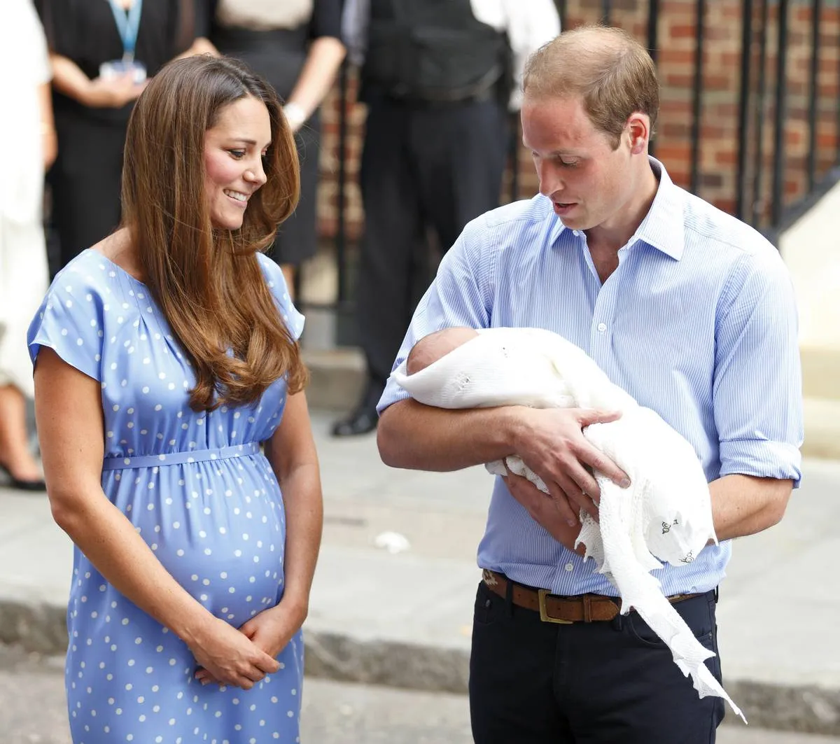 Duchess Kate's Similar Maternity Clothing