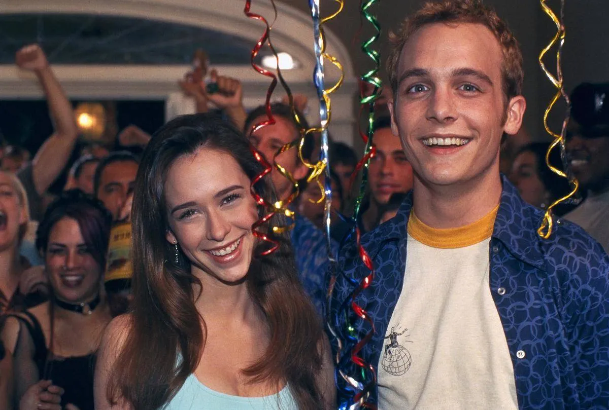 Jennifer Love Hewitt and Ethan Embry in can't hardly wait