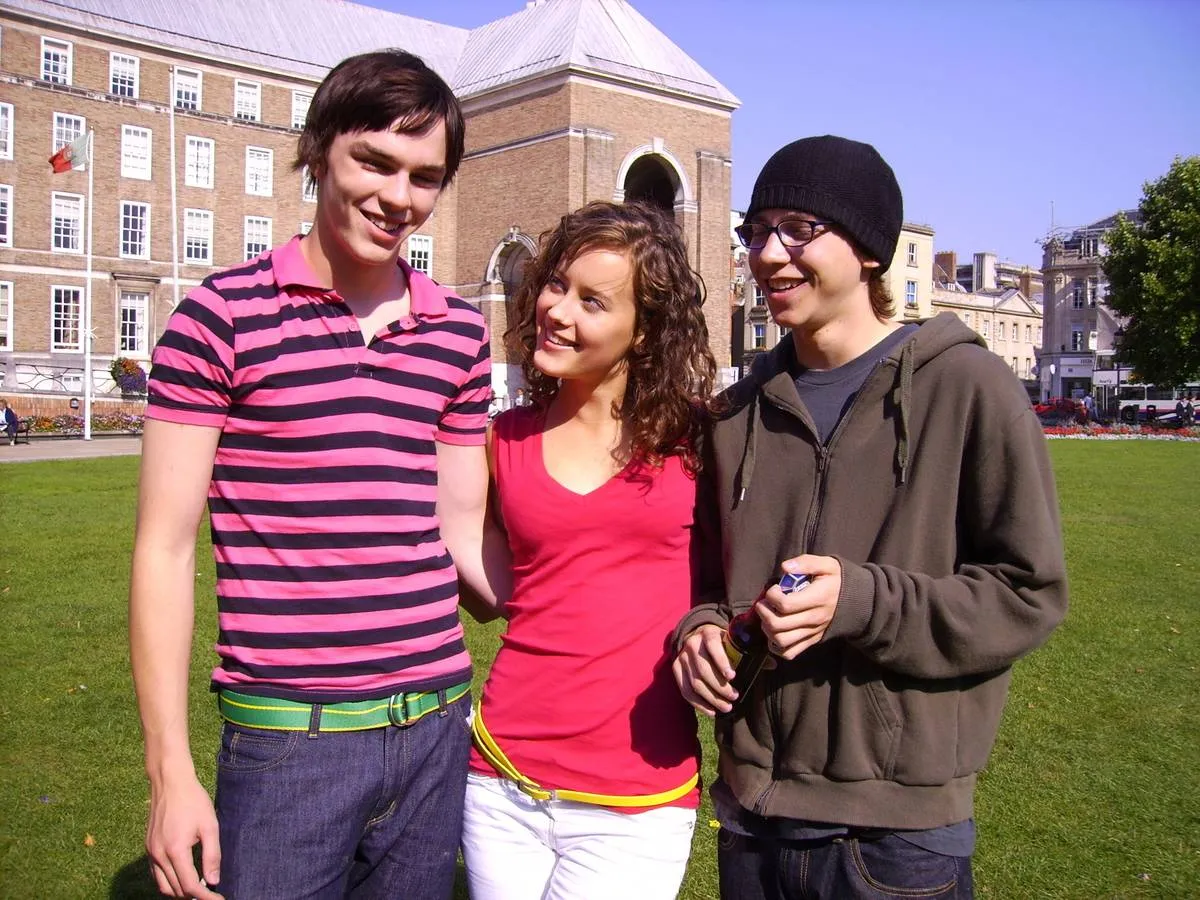 actors posing together for a promo photo for Skins