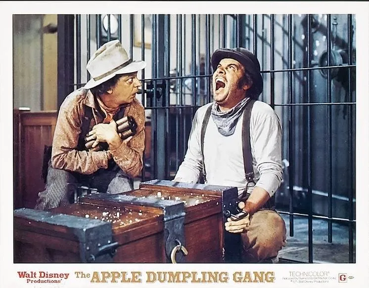 the-apple-dumpling-gang_ad0Otg