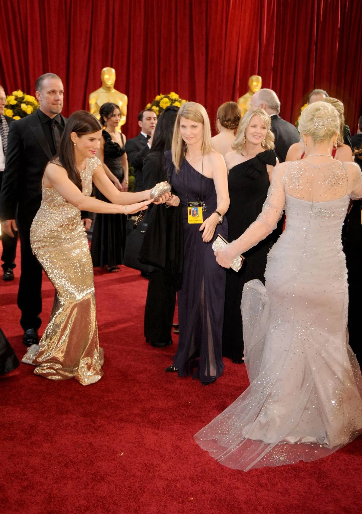 Sandra Bullock Taking Time To Bow Among Greatness