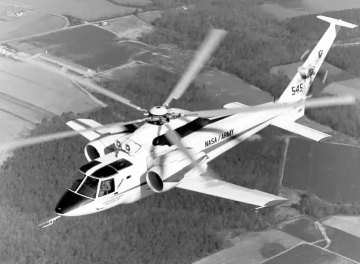 The Sikorsky S-72 flies with its propellers.