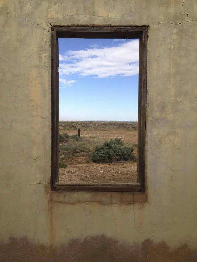 window looks like a painting