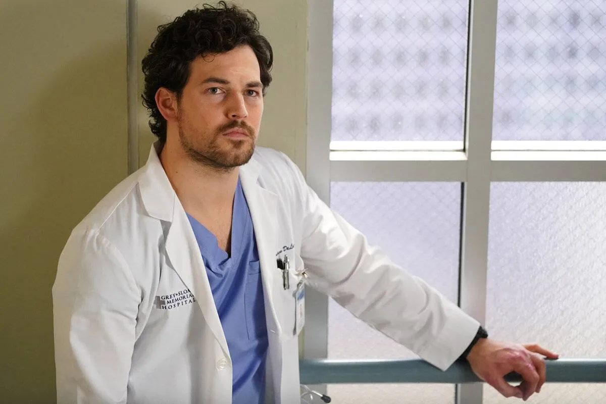 Fans Were Stunned By Dr. DeLuca's Death On Grey's Anatomy