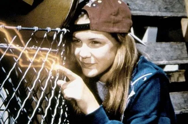 Larisa Oleynik Left The Secret World of Alex Mack