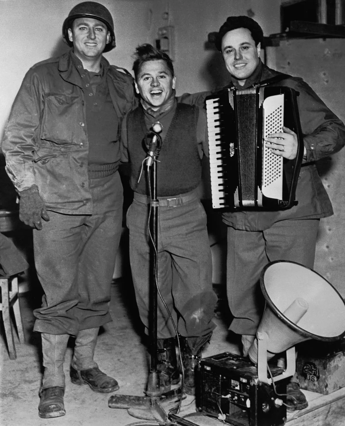 Mickey Rooney with Military Men