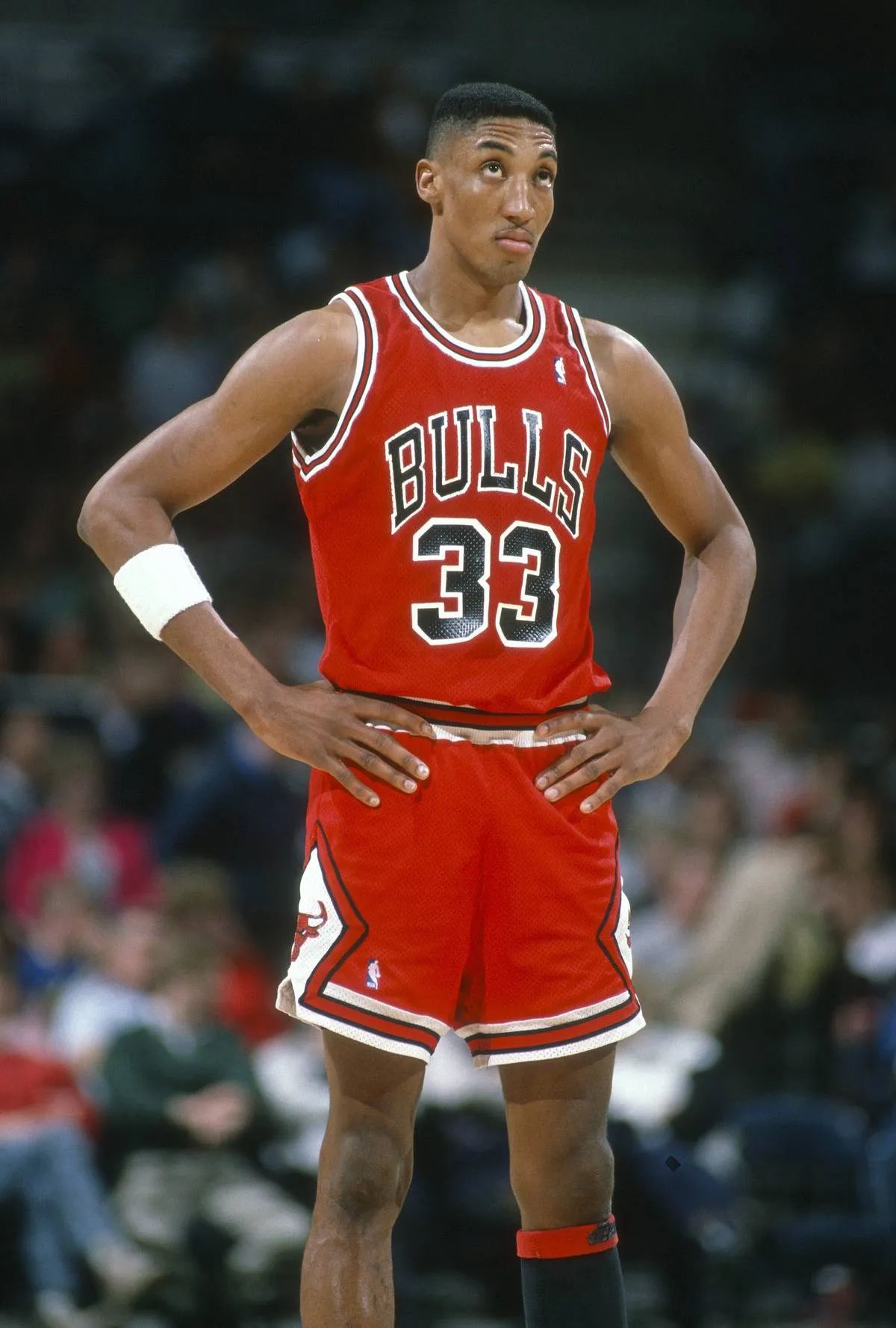 Scottie Pippen #33 of the Chicago Bulls looks on against the Milwaukee Bucks during an NBA basketball game circa 1990 at the Bradley Center in Milwaukee, Wisconsin