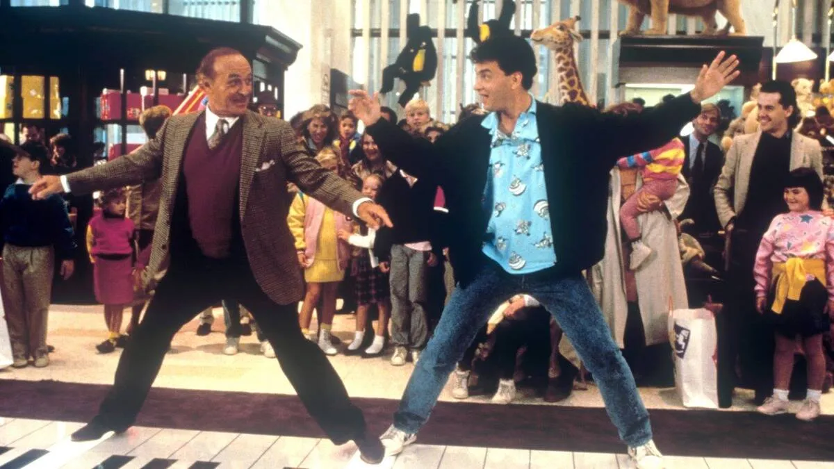Tom Hanks dancing on giant piano with Robert Loggia in Big