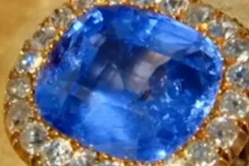 sapphire brooch sapphire brooch